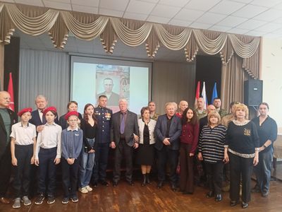 ��������